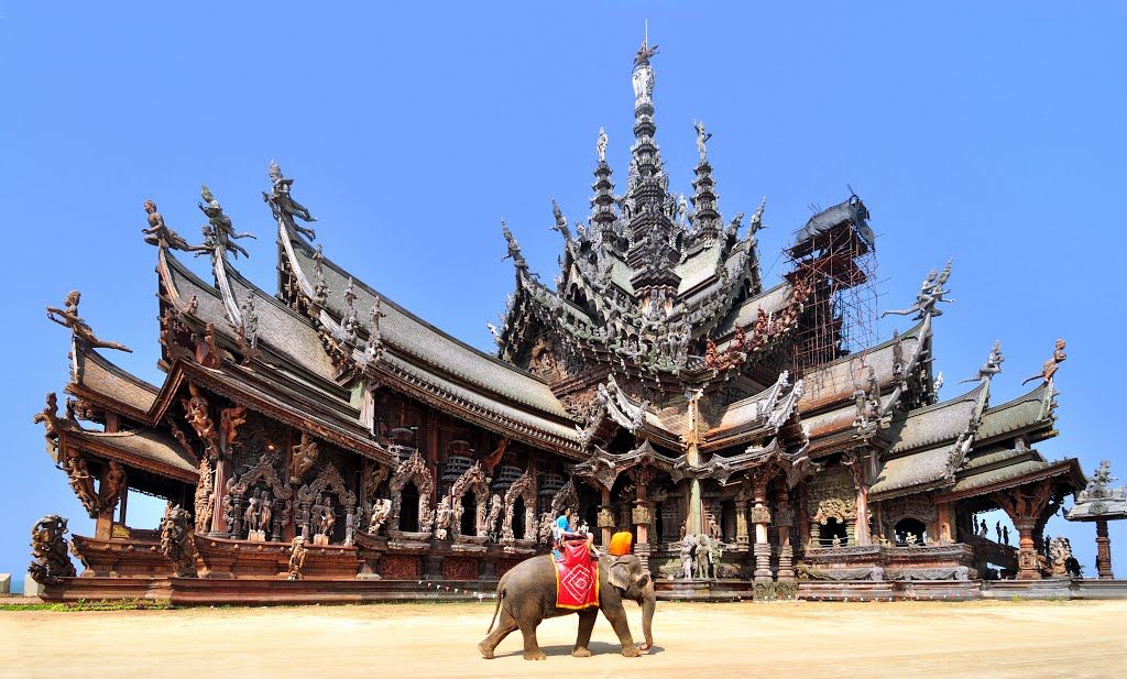 芭達雅景點》真諦聖域Sanctuary of Truth～震撼必遊！全世界最大的木雕建築！ @Via&#039;s旅行札記-旅遊美食部落格